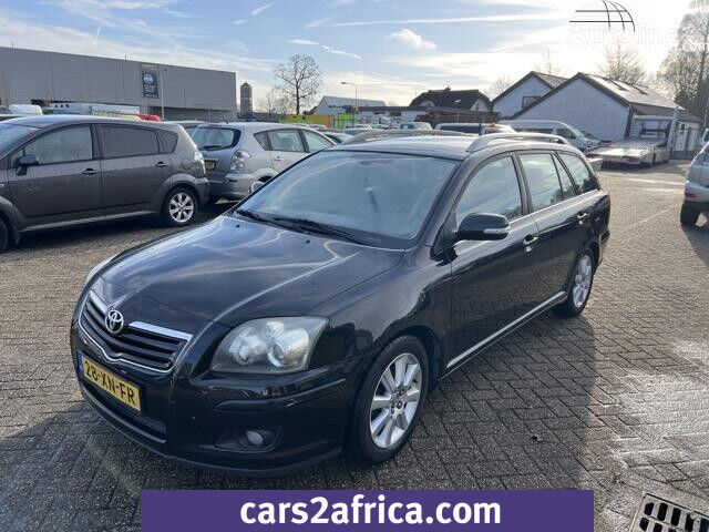 комби Toyota Avensis Wagon 1.8 VVTi Luna