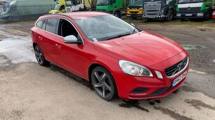 комби Volvo V60 R-DESIGN 1.6 115PS