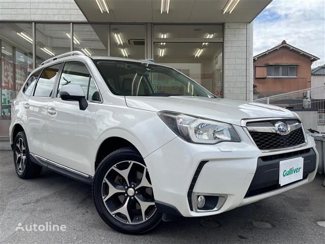 кросоувър Subaru FORESTER