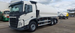 нов камион цистерна за горива Volvo FM