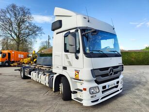 камион контейнеровоз Mercedes-Benz Actros 1844 L 4X2 VOITH BDF - Porte container