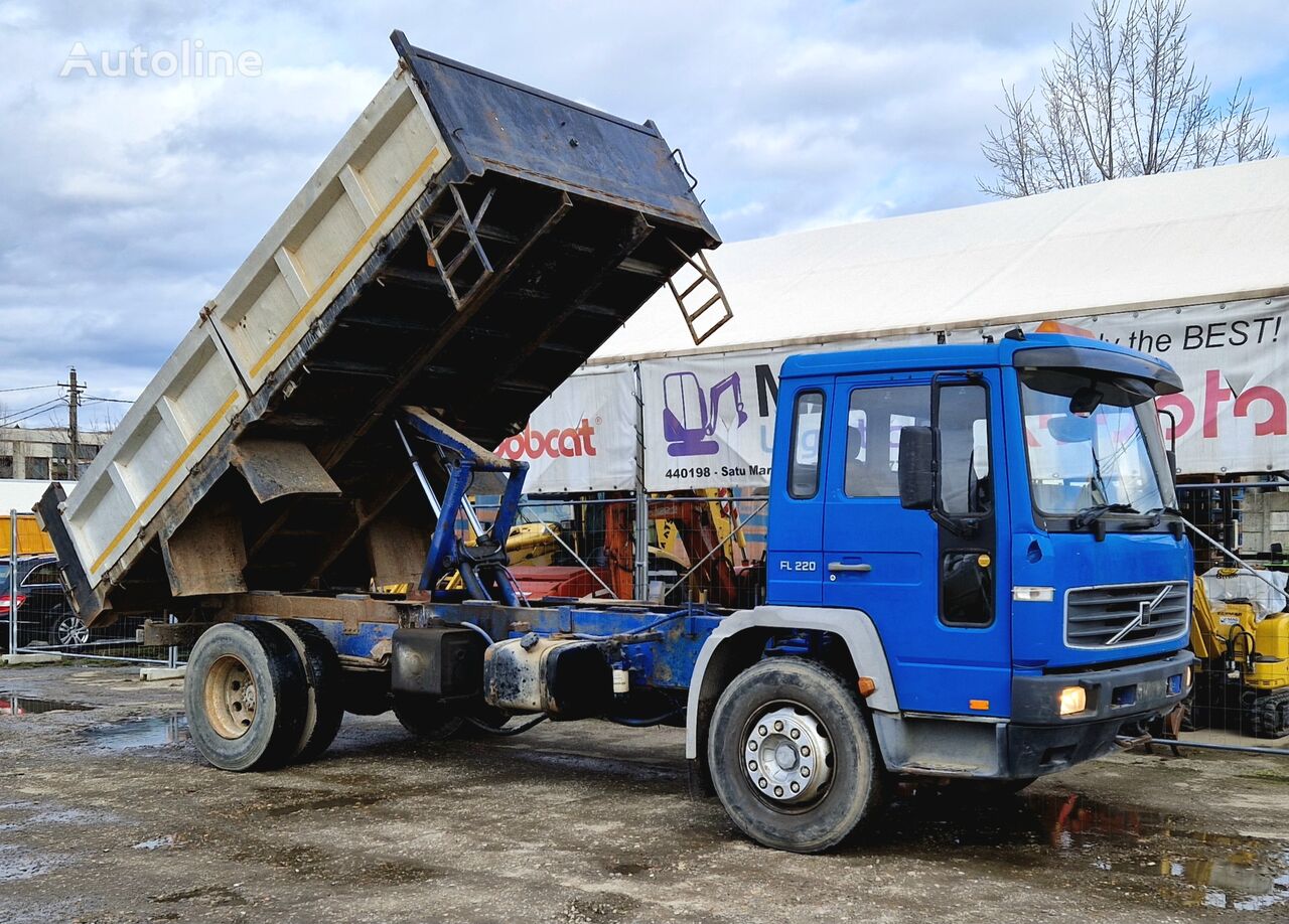 камион самосвал Volvo FL6 220