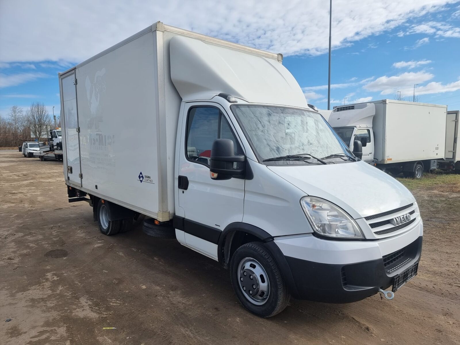 камион фургон < 3.5т IVECO DAILY 40 C 18 Koffer + LBW / DHollandia  1000 kg - 3,5t - 4.2m