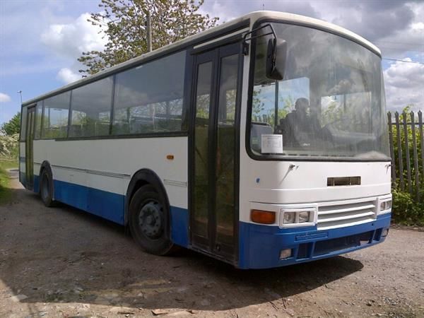 Продажба на междуградски автобус VOLVO B10m Великобритания