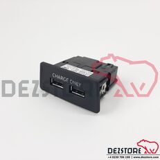 друга резервна част на кабината Interfata multimedia usb 36254320025 за влекач MAN TGS