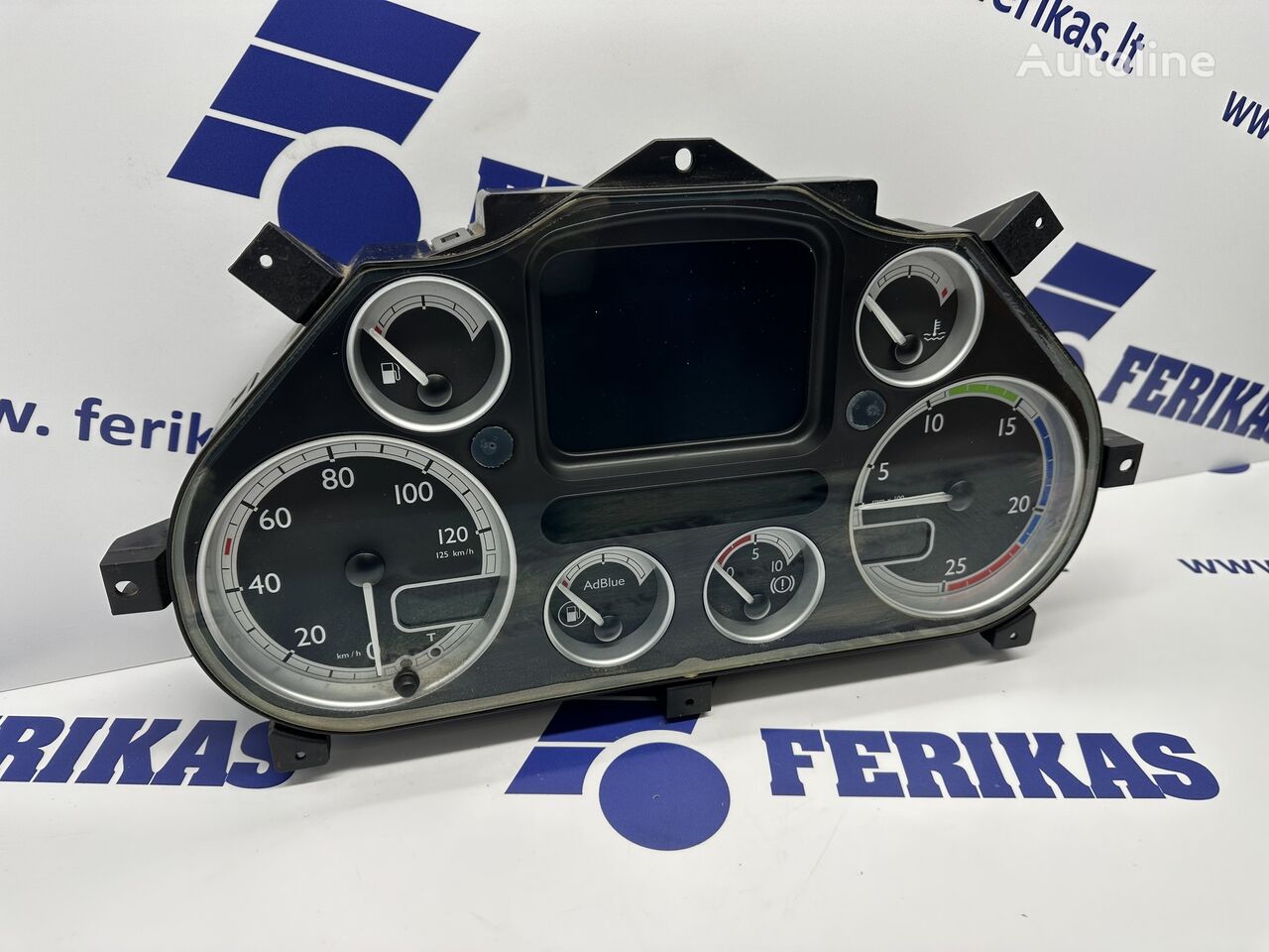 табло с уреди DAF Instrument cluster ( за влекач DAF 105 XF