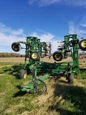 култиватор JOHN DEERE 2210