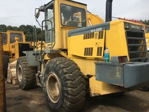 челен товарач KOMATSU WA320