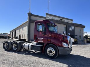 влекач Freightliner CASCADIA 113 6X4